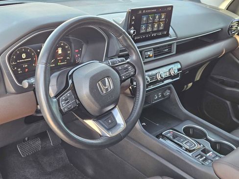 Certified 2023 Honda Pilot Elite image 2