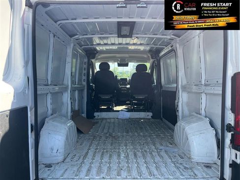 Used 2025 RAM ProMaster 2500 w/ Convenience Group FWD image 10