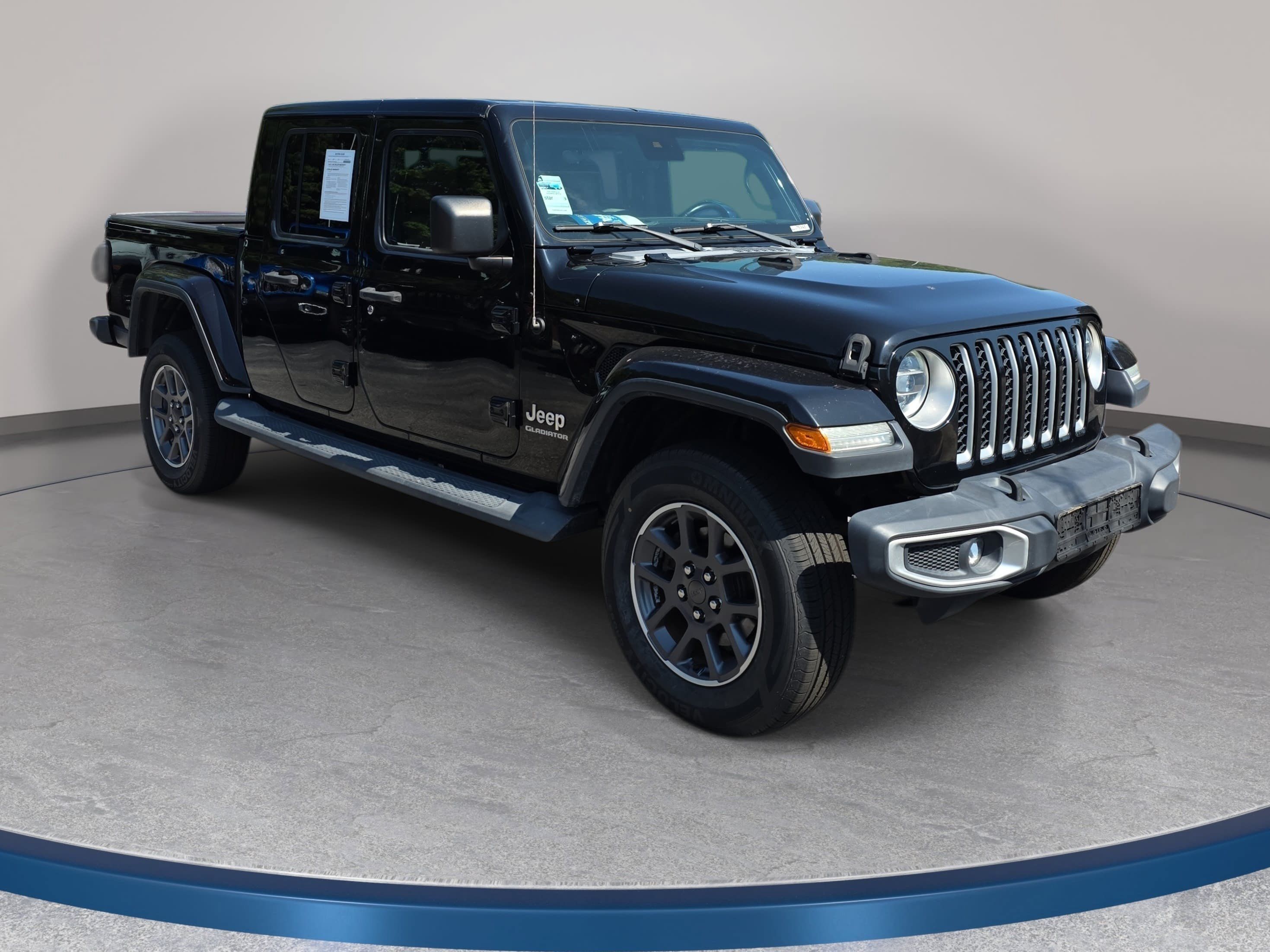 Used 2020 Jeep Gladiator Overland AWD/4WD image 3