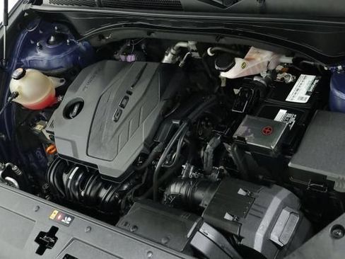 Used 2022 Hyundai Santa Fe SEL w/ Convenience + Premium Package FWD image 9