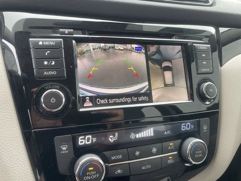 Used 2022 Nissan Rogue Sport SV w/ Technology Package AWD/4WD image 13