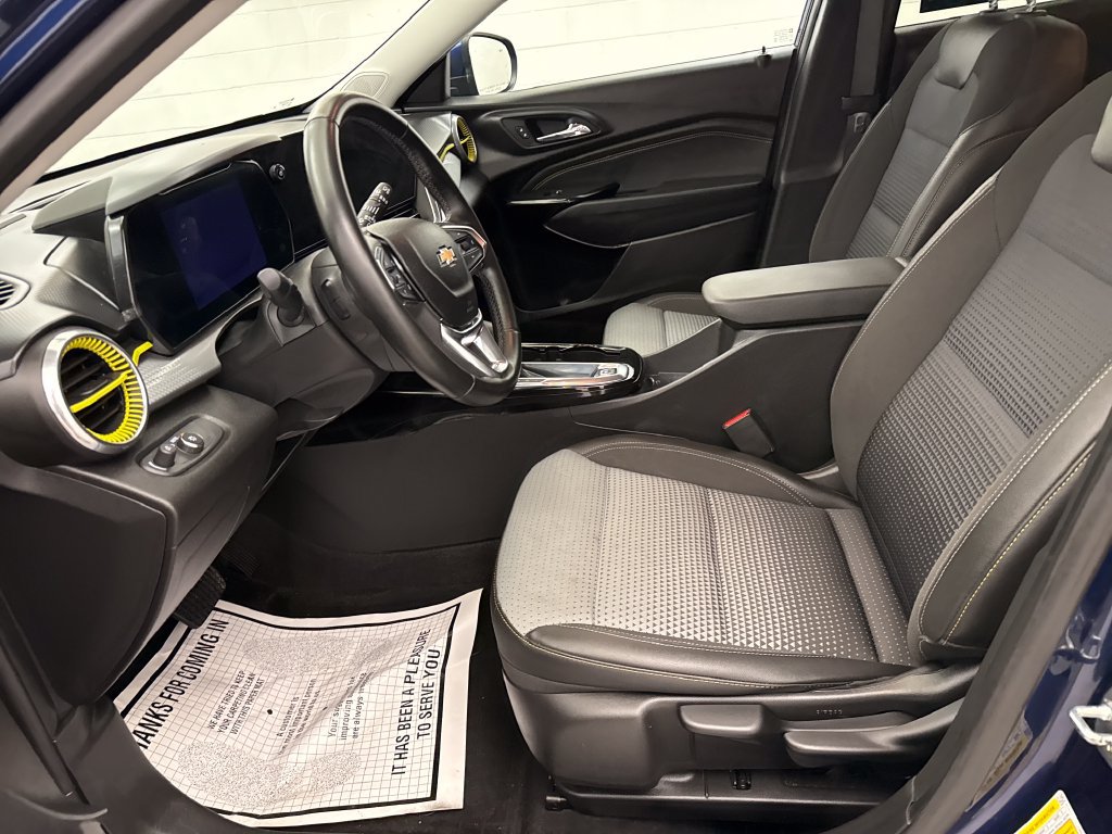 Certified 2024 Chevrolet Trax LT w/ Driver Confidence Package FWD image 15