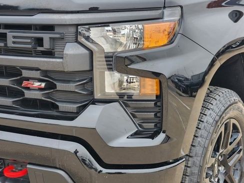 Used 2024 Chevrolet Silverado 1500 Custom Trail Boss image 17