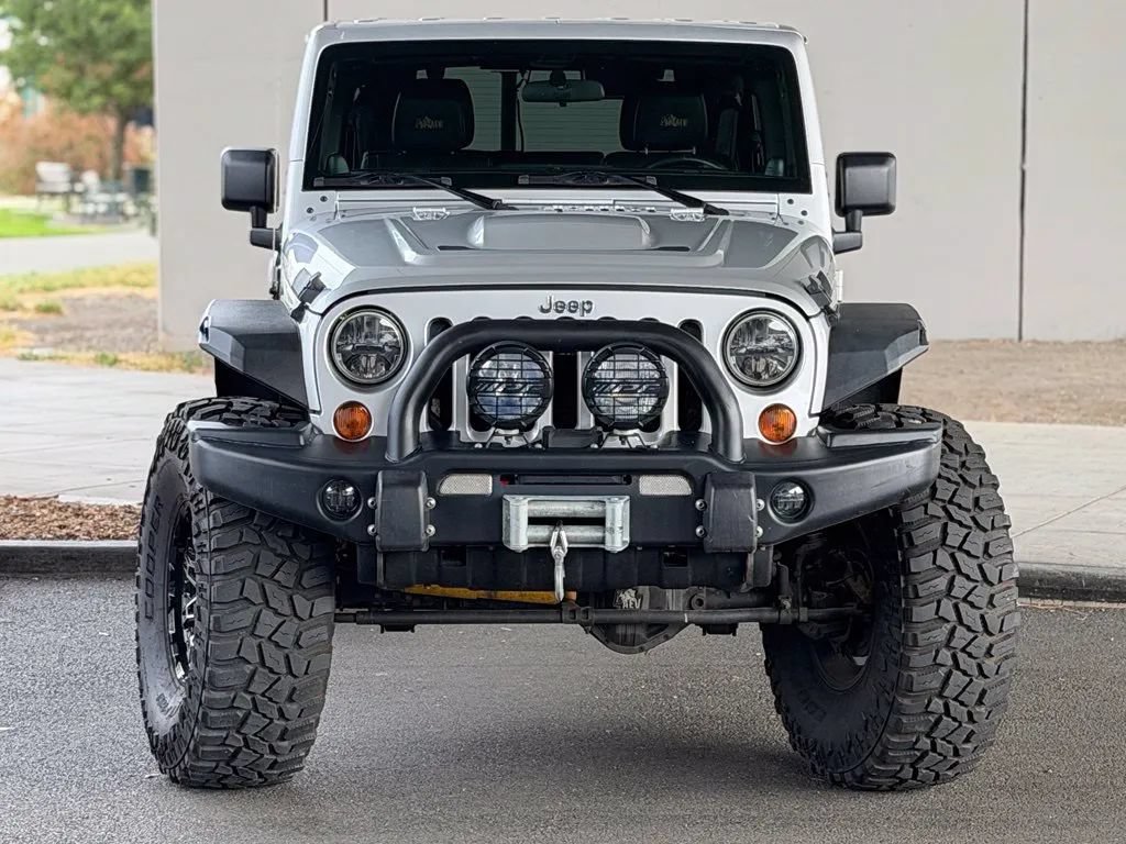 Used 2011 Jeep Wrangler Unlimited Rubicon w/ Dual Top Group AWD/4WD image 4