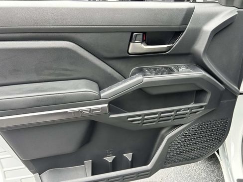 New 2026 Toyota Tacoma TRD Off-Road AWD/4WD image 18