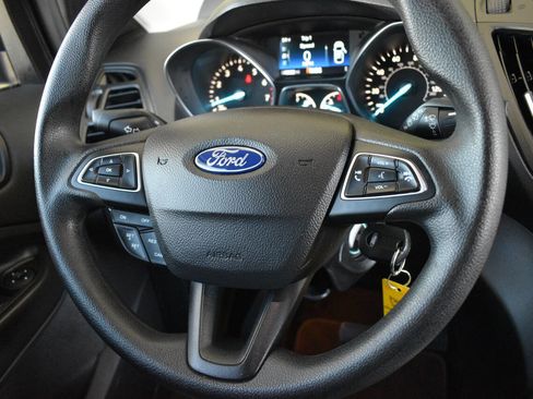 Used 2019 Ford Escape S image 25
