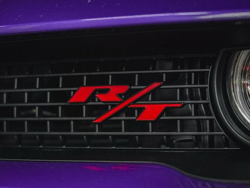 Used 2019 Dodge Challenger R/T Scat Pack RWD image 10