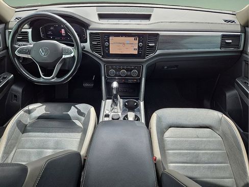 Used 2021 Volkswagen Atlas SEL Premium AWD/4WD image 18