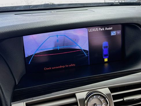 Used 2013 Lexus LS 460 AWD w/ Comfort Pkg image 3