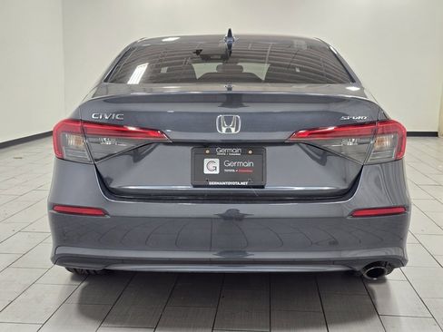 Used 2023 Honda Civic Sport image 14
