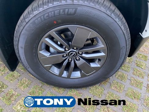 New 2026 Nissan Frontier SV w/ Tow Package image 9