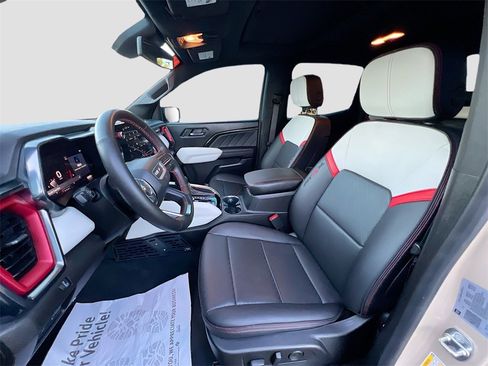 Used 2023 GMC Canyon AT4X image 20