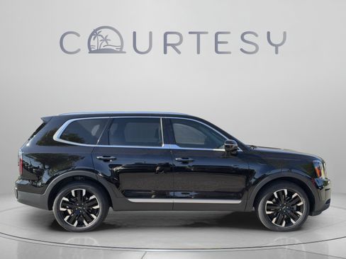 Certified 2024 Kia Telluride SX Prestige AWD/4WD image 7