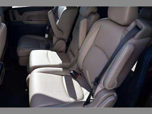 Used 2021 Honda Odyssey EX-L image 16