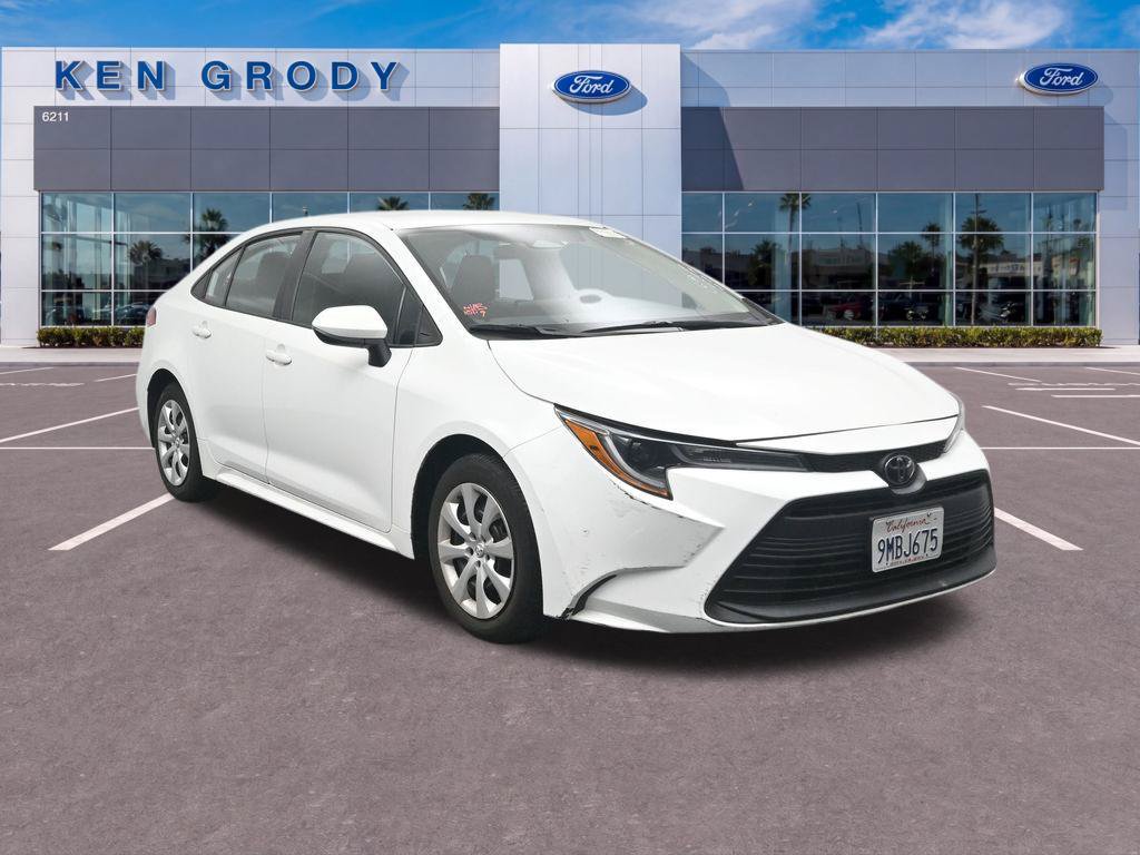 Used 2024 Toyota Corolla LE FWD image 18