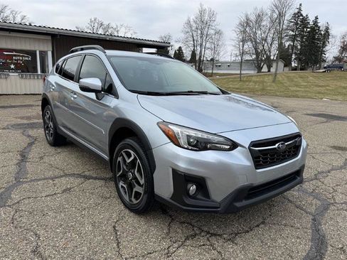 Used 2018 Subaru Crosstrek 2.0i Limited image 2