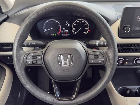 Used 2025 Honda HR-V LX image 19