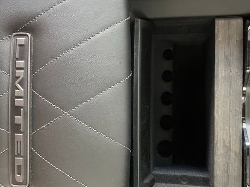 New 2025 RAM 1500 Limited AWD/4WD image 33