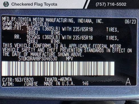 Used 2023 Toyota Highlander XLE FWD image 23