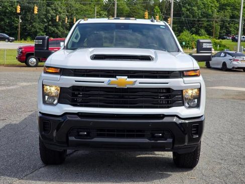 New 2026 Chevrolet Silverado 2500 Custom w/ Custom Value Package AWD/4WD image 17