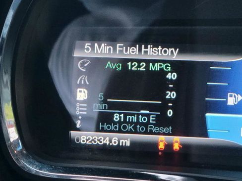 Used 2013 Lincoln MKT AWD image 41