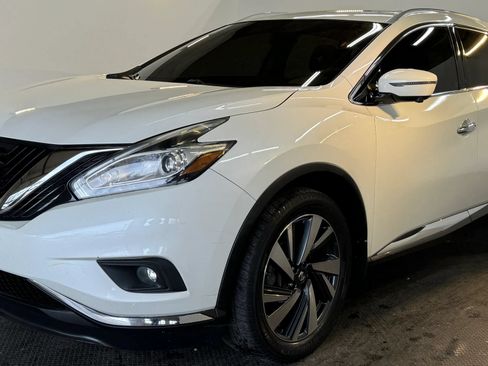 Used 2017 Nissan Murano Platinum w/ Platinum Technology Package AWD/4WD image 2