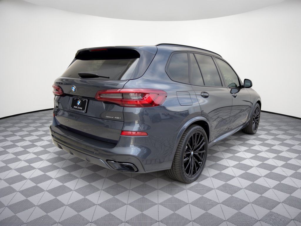 Used 2022 BMW X5 sDrive40i w/ M Sport Package RWD image 9