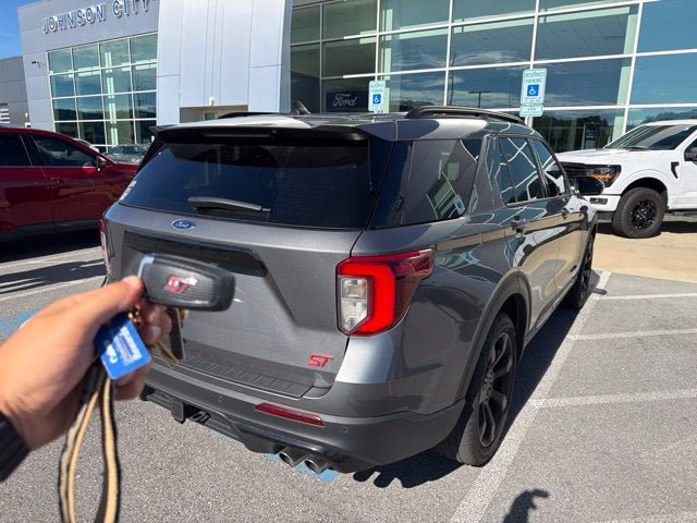 Used 2024 Ford Explorer ST w/ Equipment Group 401A AWD/4WD image 17