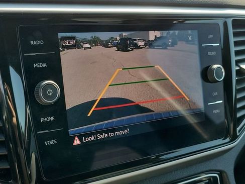 Used 2022 Volkswagen Atlas SE image 14