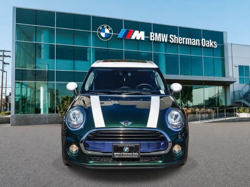 Used 2016 MINI Cooper 4-Door Hardtop FWD image 2