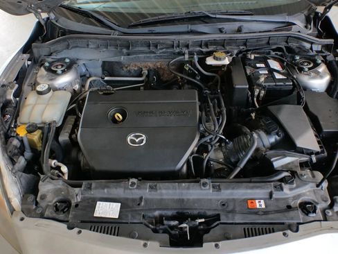 Used 2011 MAZDA MAZDA3 i Touring image 30