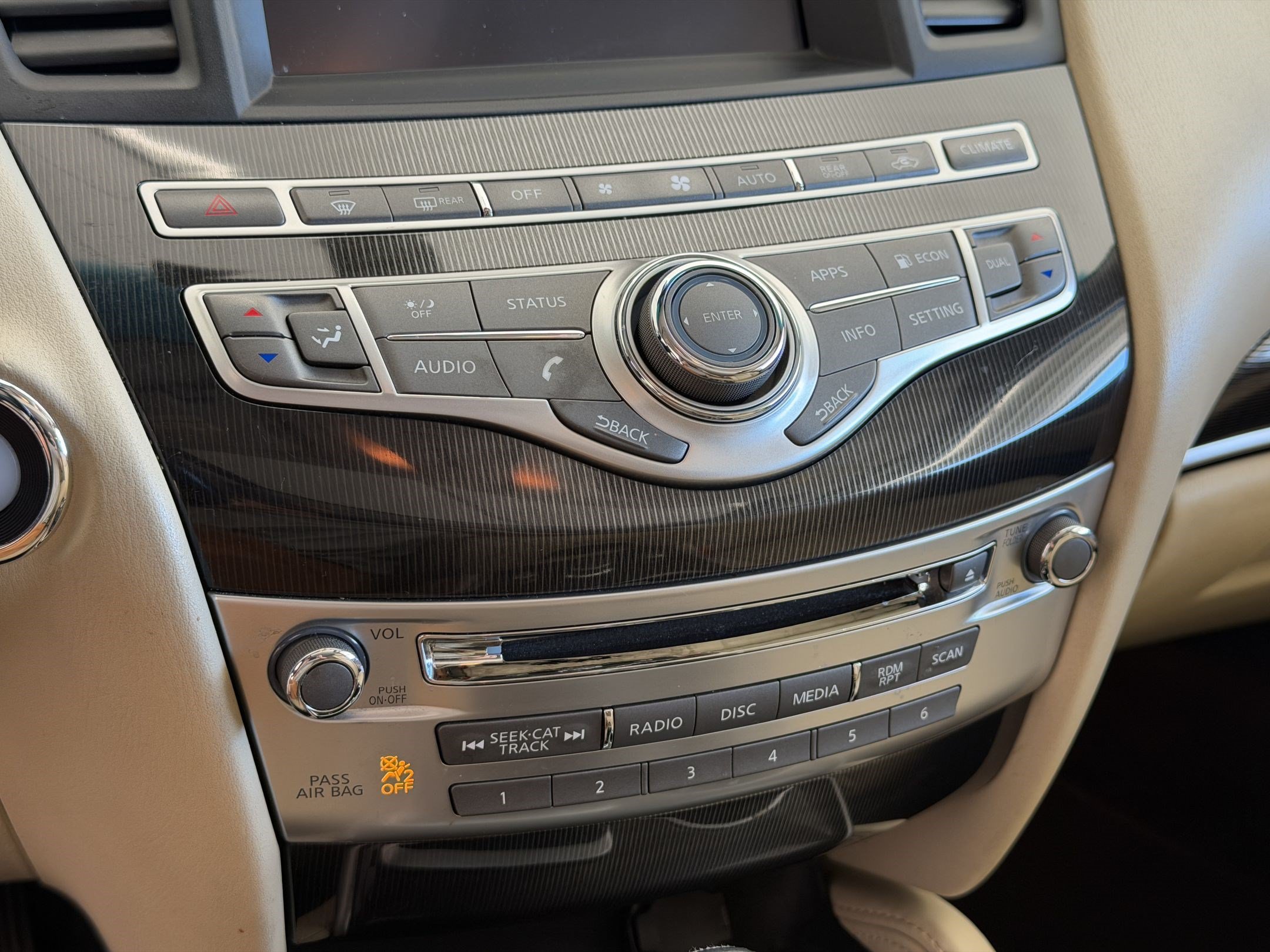 Used 2017 INFINITI QX60 Luxe AWD/4WD image 19