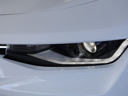 Used 2018 Chevrolet Camaro LT w/ RS Package image 50