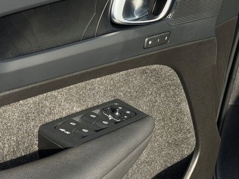 Used 2023 Volvo C40 P8 Recharge Plus w/ Protection Package Premier image 20