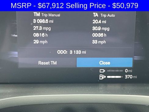 Certified 2025 Volvo XC60 T8 Plus w/ Protection Package Premier image 39