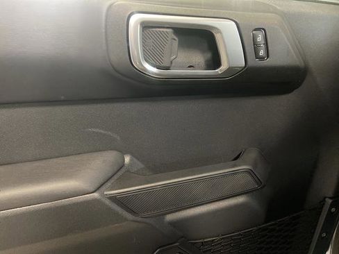 New 2025 Ford Bronco Outer Banks w/ Sasquatch Package image 27