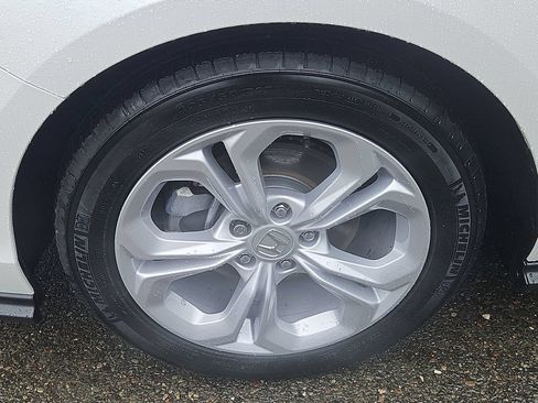 Certified 2025 Honda Accord LX image 7