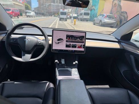 Used 2023 Tesla Model 3 Standard Range RWD image 16