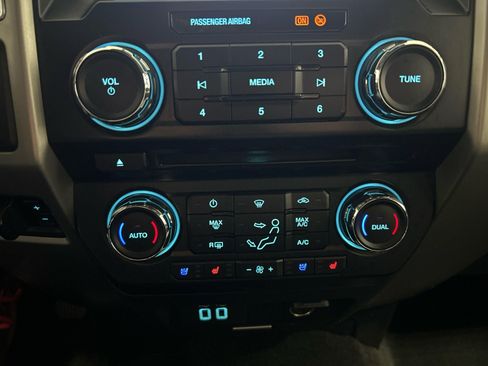 Used 2017 Ford F350 Lariat w/ Lariat Value Package image 17