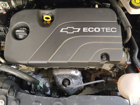 Used 2020 Chevrolet Spark LT image 30