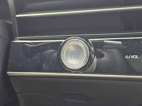 New 2026 Genesis GV70 2.5T Sport Prestige image 17