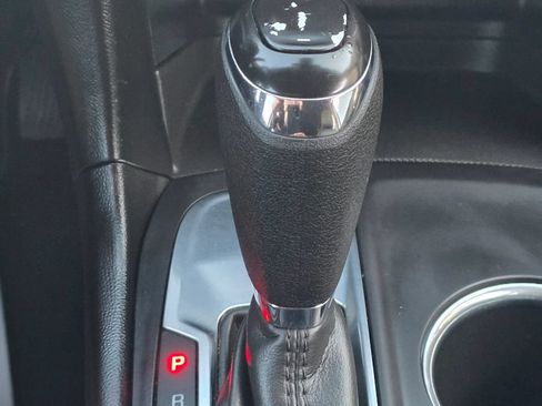 Used 2020 Chevrolet Equinox LT FWD image 13
