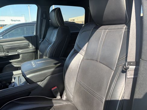 Used 2020 RAM 2500 Limited AWD/4WD image 22