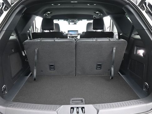 New 2026 Ford Explorer ST-Line image 23