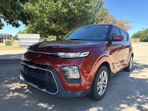 Used 2021 Kia Soul LX FWD image 19