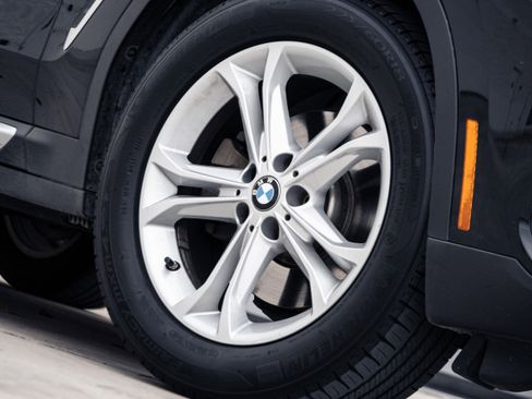 Used 2019 BMW X3 sDrive30i w/ Convenience Package image 9