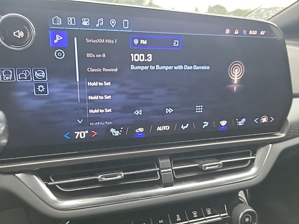 Used 2025 Chevrolet Equinox EV LT w/ Comfort Package AWD/4WD image 16