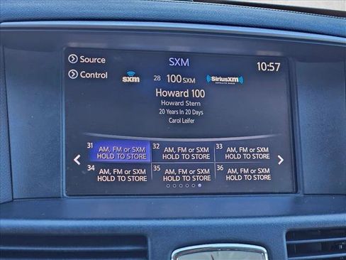 Used 2019 INFINITI Q70 Luxe image 13