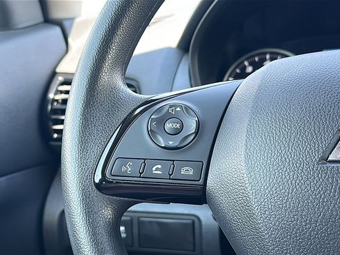 Used 2024 Mitsubishi Eclipse Cross LE image 31