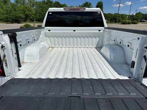 Used 2024 GMC Sierra 1500 SLT RWD image 26